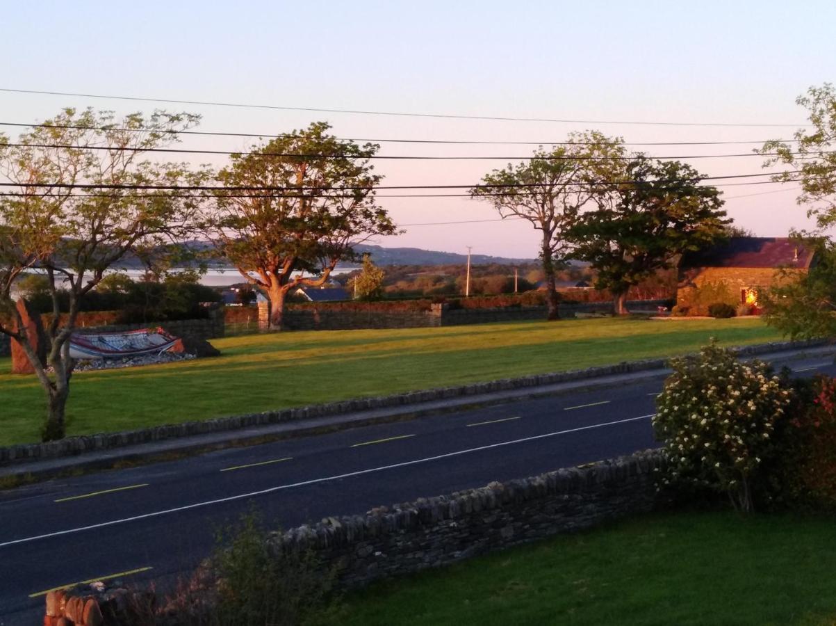 Madra Rua Organic Accommodation Ballyliffin Eksteriør billede
